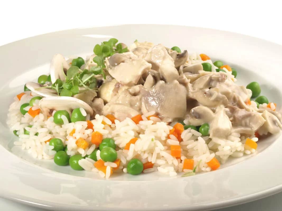 Jak zrobić sos do potrawki z kurczaka: 5 prostych kroków