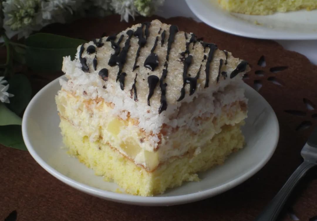 Przepis na ciasto hawana z kokosową bezą: łatwa instrukcja krok po kroku