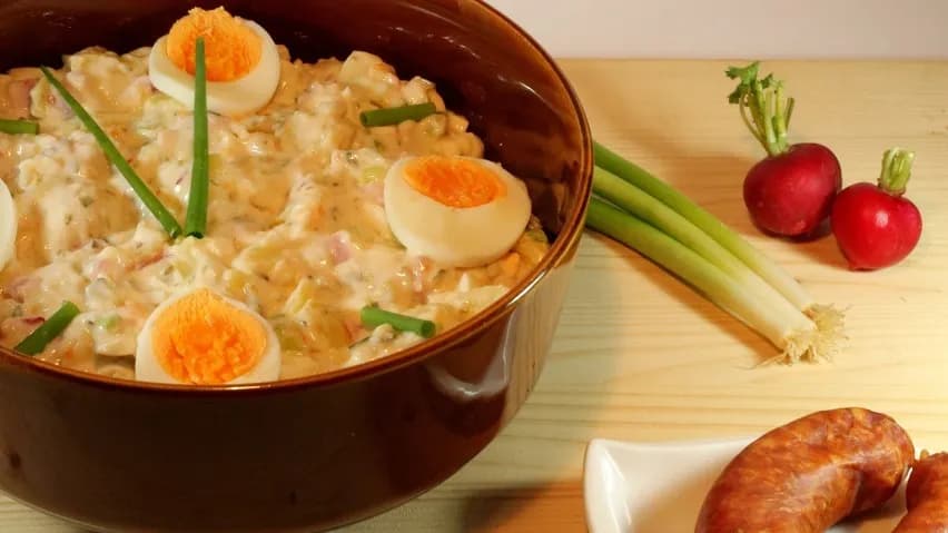 Jak zrobić pyszną sałatkę jarzynową – prosty przepis i sprawdzone porady