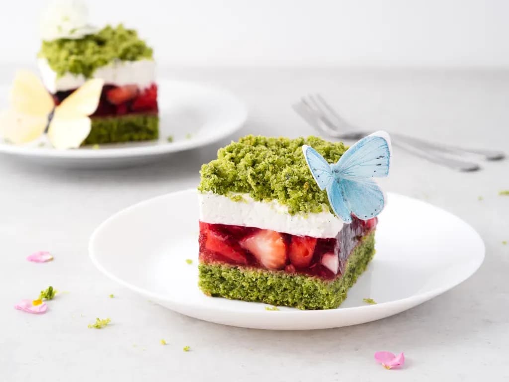 Najlepszy przepis na ciasto mech: zrób efektowny wypiek ze szpinakiem