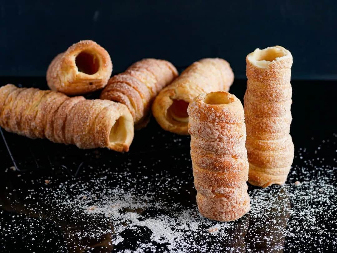 Tradycyjne ciasto kołacz przepis na idealny, puszysty deser domowy