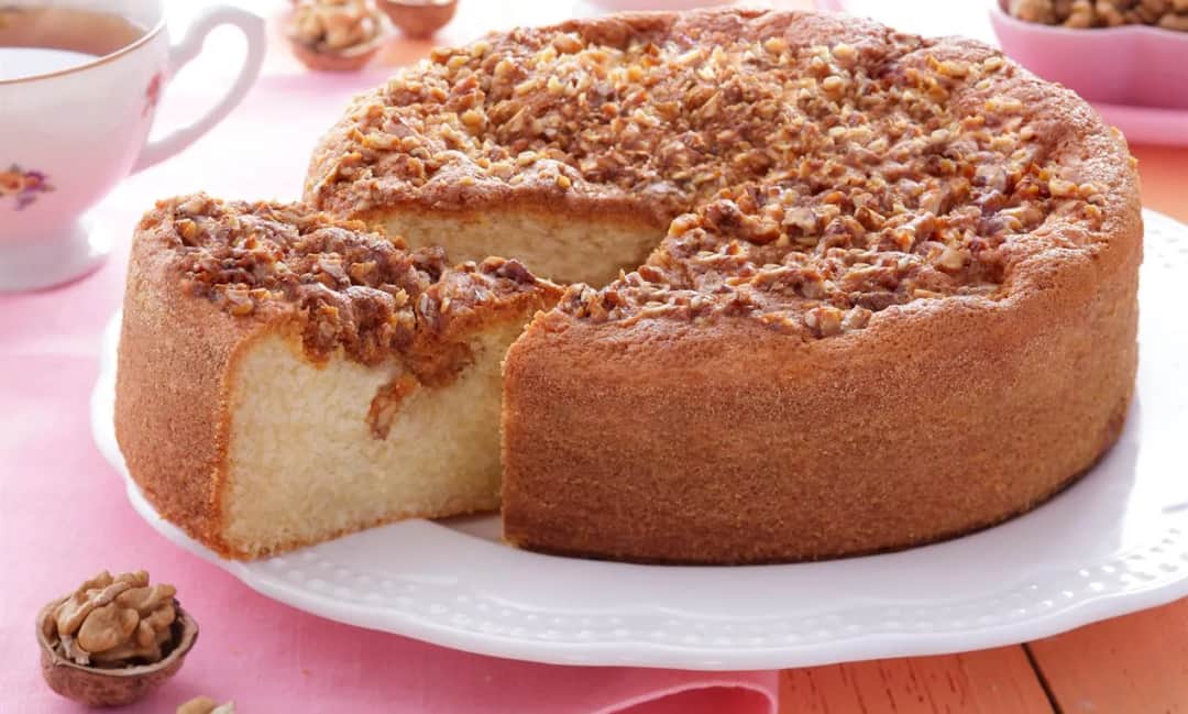 Dlaczego ciasto na kwaśnej śmietanie jest tak proste i pyszne?