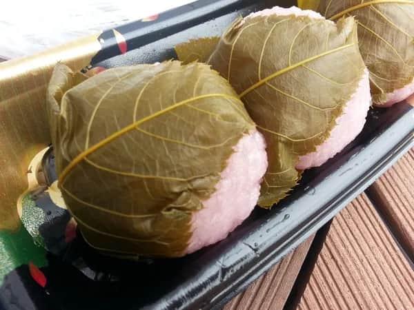 Poznaj przepisy na autentyczne ciasta japońskie - słodka podróż do Azji