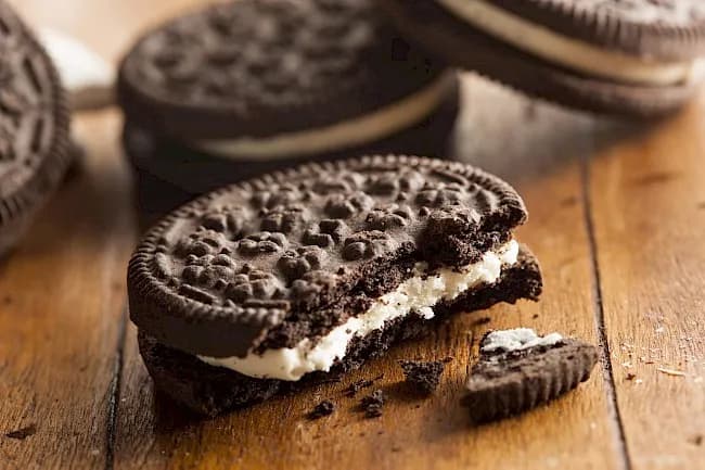 Ile kalorii ma Oreo? Poznaj wartość energetyczną ciastek