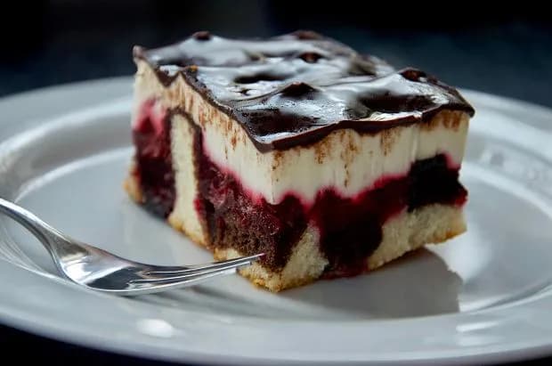 Najlepsze przepisy na ciasta Ewy Wachowicz - sprawdzone wypieki