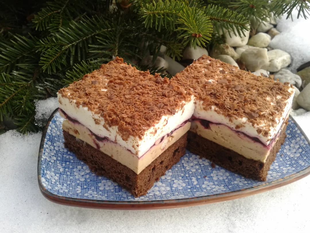 Domowy przepis na ciasto hiszpanka - najprostszy i najsmaczniejszy sposób