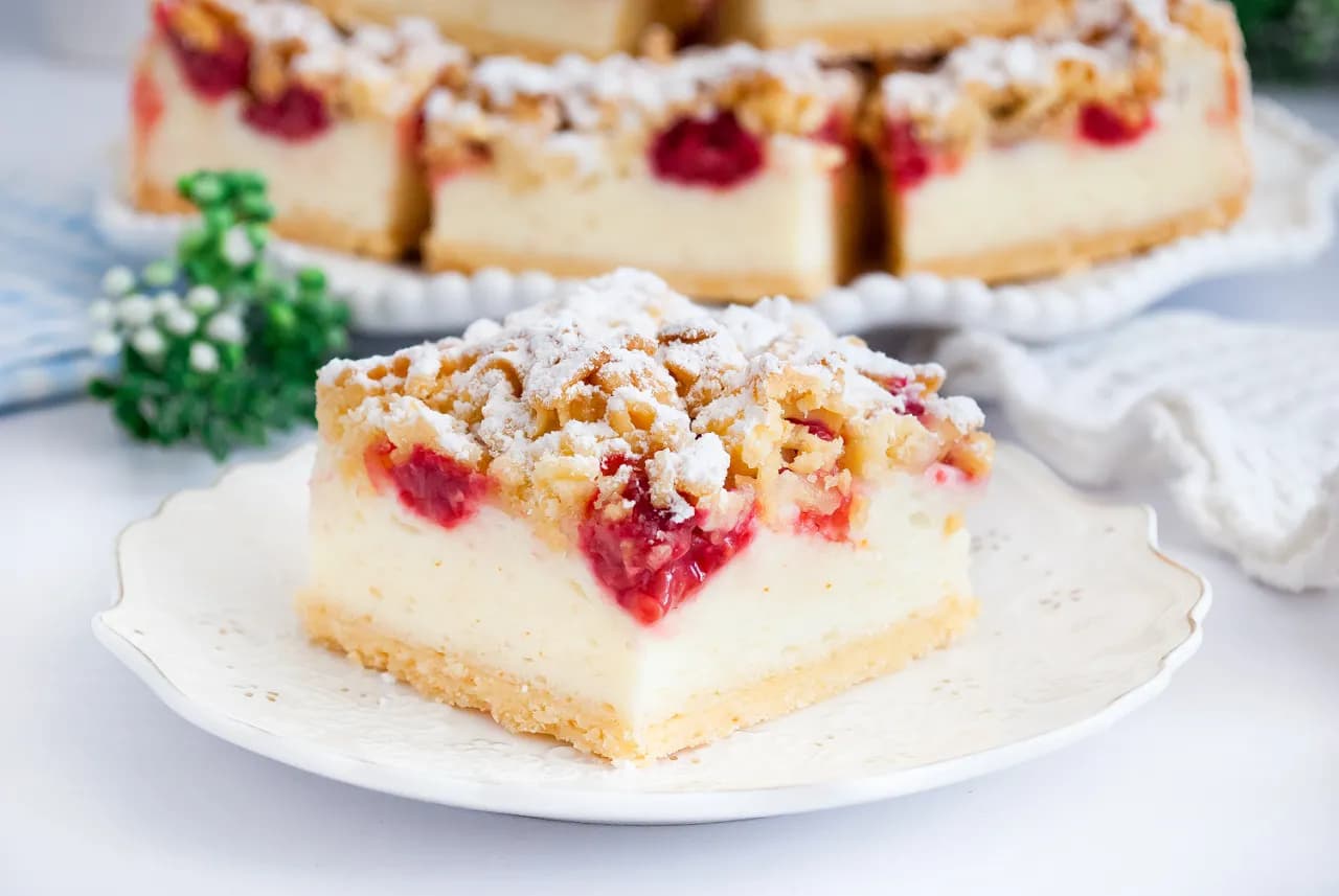 Najlepsze przepisy na ciasto malinowe - proste i sprawdzone porady krok po kroku